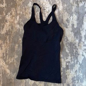 Lululemon tank
